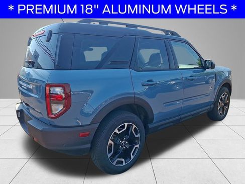 Used 2023 Ford Bronco Sport Outer Banks w/ Tech Package AWD/4WD image 4