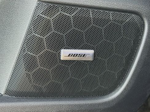 Used 2021 Nissan Sentra SR w/ SR Premium Package FWD image 4