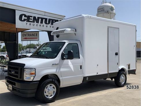 Used 2023 Ford E-350 and Econoline 350 Super Duty w/ Power Windows & Locks Group RWD image 1