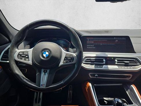 Used 2022 BMW X6 xDrive40i w/ M Sport Package AWD/4WD image 18