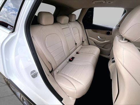 Used 2018 Mercedes-Benz GLC 300 image 20