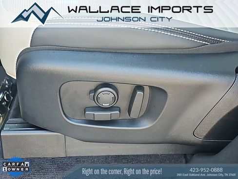 Used 2023 Land Rover Discovery HSE R-Dynamic image 9