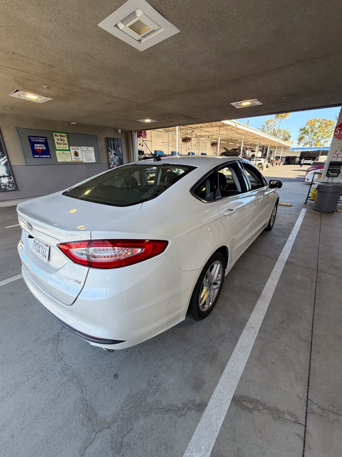 Used 2013 Ford Fusion SE FWD image 6