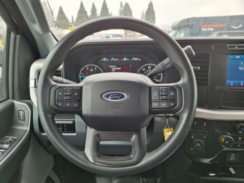 Used 2024 Ford F350 XLT image 10