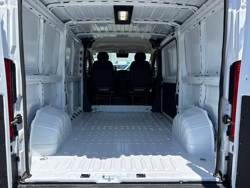 New 2026 RAM ProMaster 1500 w/ Quick Order Package 22G SLT FWD image 9
