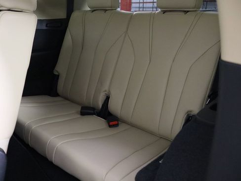 Used 2023 Acura MDX SH-AWD w/ Technology Package image 17