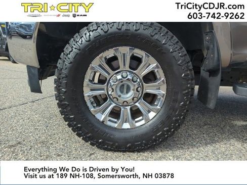 Used 2019 Ford F250 Lariat w/ Chrome Package image 34