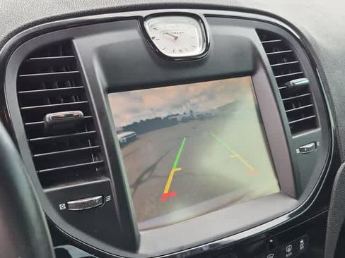 Used 2014 Chrysler 300 S AWD/4WD image 29
