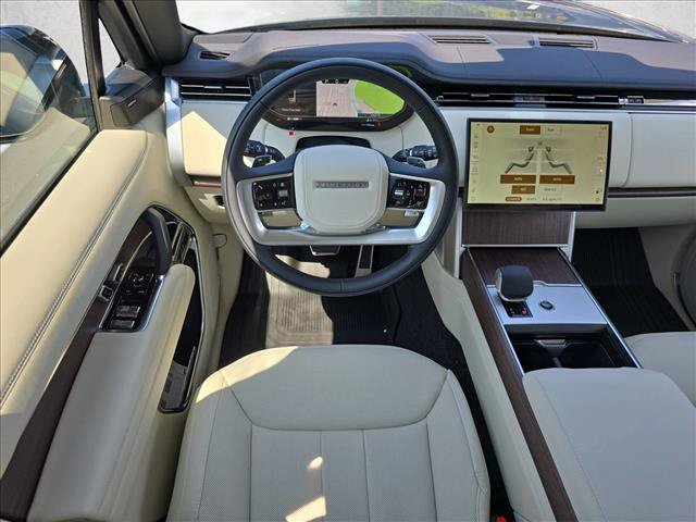 New 2026 Land Rover Range Rover SE AWD/4WD image 16