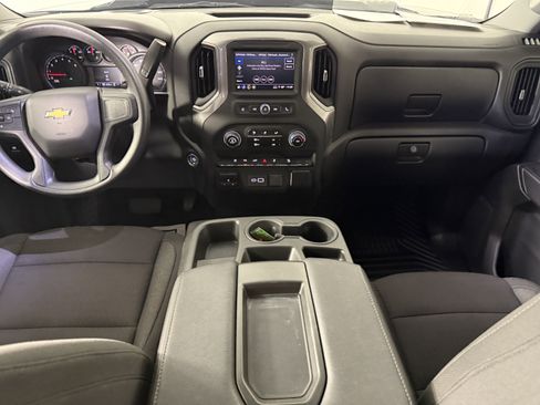 Used 2025 Chevrolet Silverado 2500 Custom w/ Custom Value Package AWD/4WD image 11