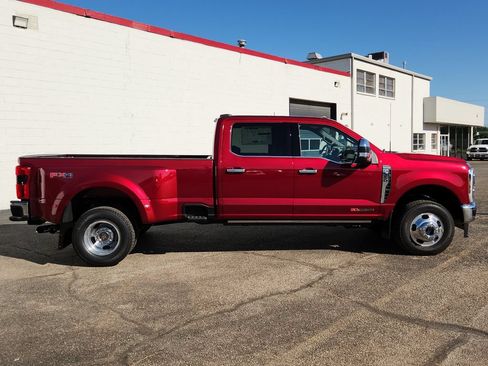 New 2026 Ford F350 King Ranch w/ Chrome Package AWD/4WD image 14
