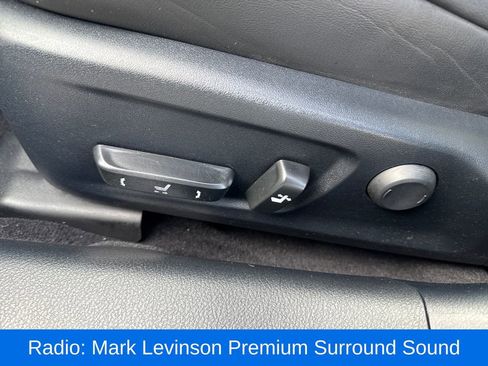 Used 2018 Lexus IS 350 image 11