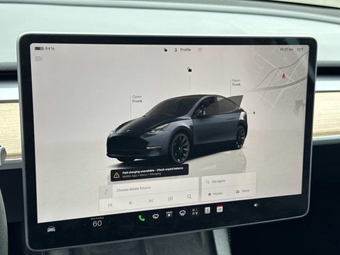 Used 2024 Tesla Model Y Long Range AWD/4WD image 10