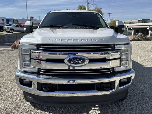 Used 2018 Ford F350 Lariat w/ Lariat Ultimate Package image 4