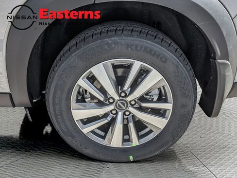 New 2026 Nissan Pathfinder SL AWD/4WD image 25