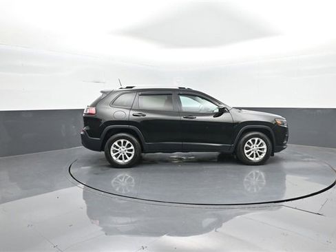 Used 2020 Jeep Cherokee Latitude image 8