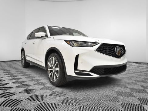 Used 2025 Acura MDX w/ Technology Package image 7