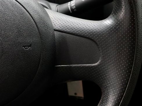 Used 2013 Nissan Versa S image 27