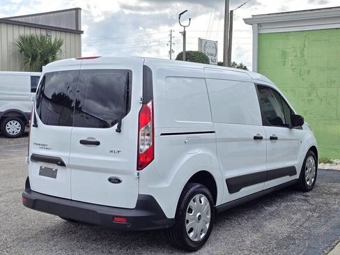 Used 2019 Ford Transit Connect XLT image 8
