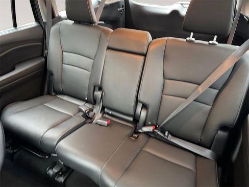 Used 2021 Honda Pilot Special Edition image 13