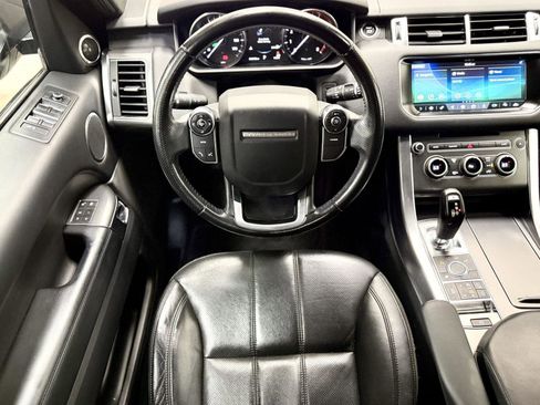 Used 2017 Land Rover Range Rover Sport SE AWD/4WD image 2