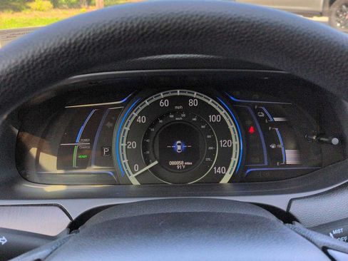 Used 2015 Honda Accord Hybrid Sedan image 32