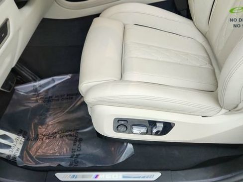 Used 2026 BMW X7 M60i AWD/4WD image 36