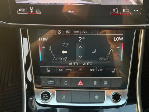 Used 2021 Audi Q7 3.0T Premium AWD/4WD image 10
