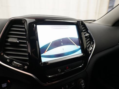 Used 2020 Jeep Cherokee Limited image 20