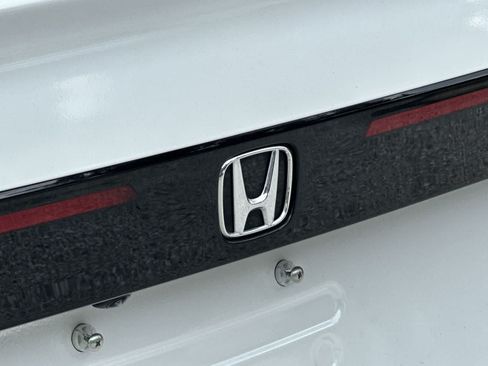 Used 2024 Honda Accord EX image 10