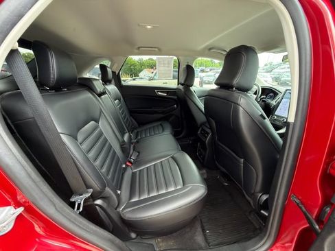 Used 2024 Ford Edge SEL w/ Convenience Package AWD/4WD image 10