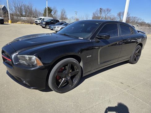 Used 2013 Dodge Charger R/T image 7