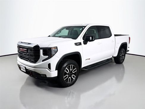 Used 2023 GMC Sierra 1500 AT4 w/ AT4 Premium Package image 4