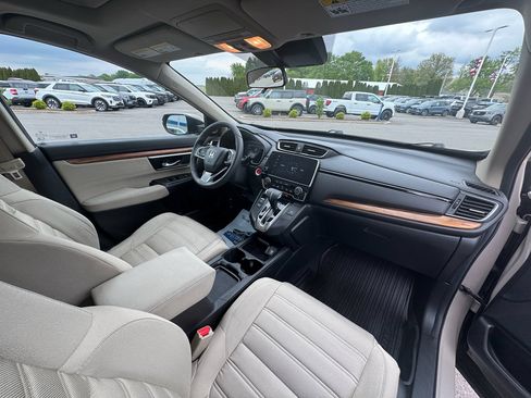 Used 2018 Honda CR-V EX image 9