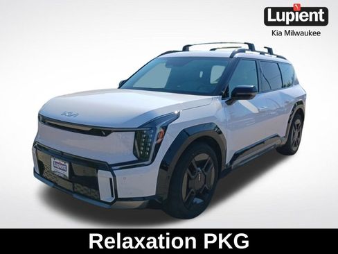 Used 2025 Kia EV9 GT-Line AWD/4WD image 1