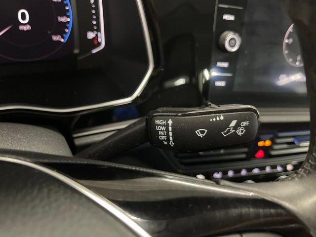 Used 2020 Volkswagen Jetta SEL Premium FWD image 15