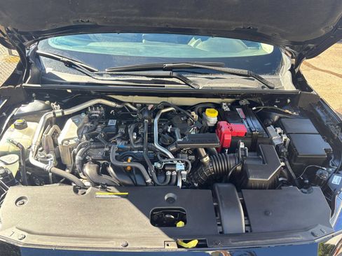 Used 2025 Nissan Sentra S FWD image 28