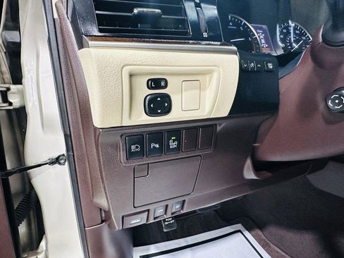 Used 2018 Lexus ES 350 w/ Luxury Package w/Wood Trim FWD image 14