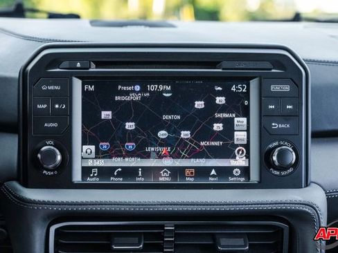 Used 2020 Nissan GT-R Premium w/ Premium Interior Package image 14