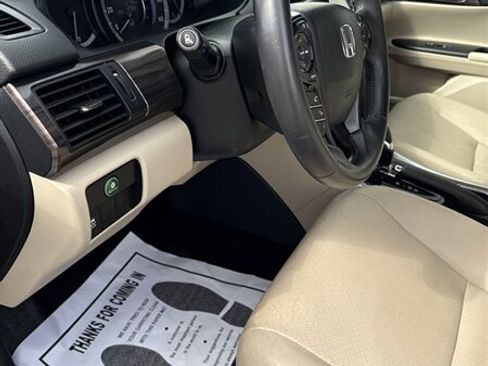 Used 2016 Honda Accord EX-L image 13