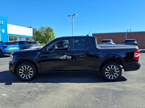 Used 2023 Ford Maverick Lariat w/ Lariat Luxury Package image 2