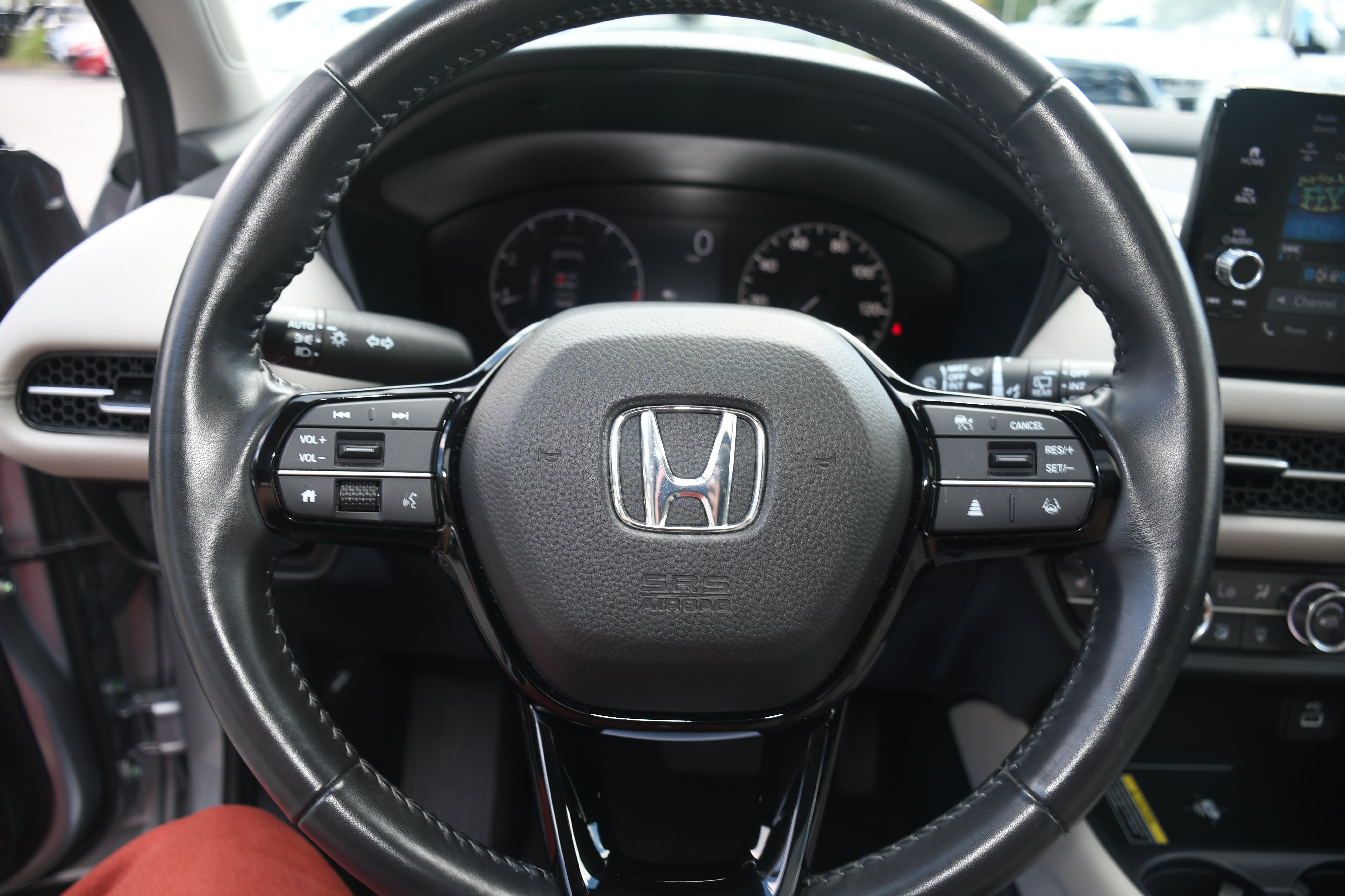 Used 2025 Honda HR-V EX-L image 13