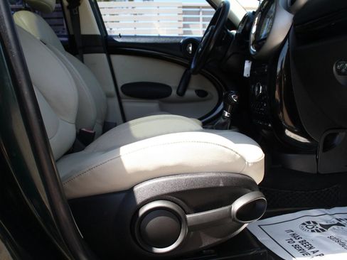Used 2011 MINI Cooper Countryman S FWD image 12