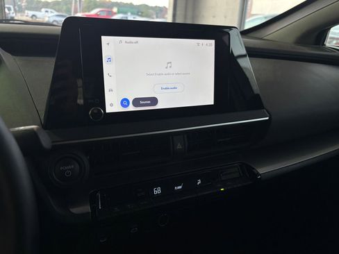 Used 2025 Toyota Prius LE image 23