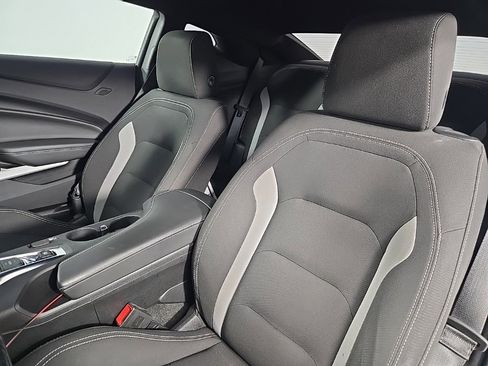 Used 2020 Chevrolet Camaro LT image 14