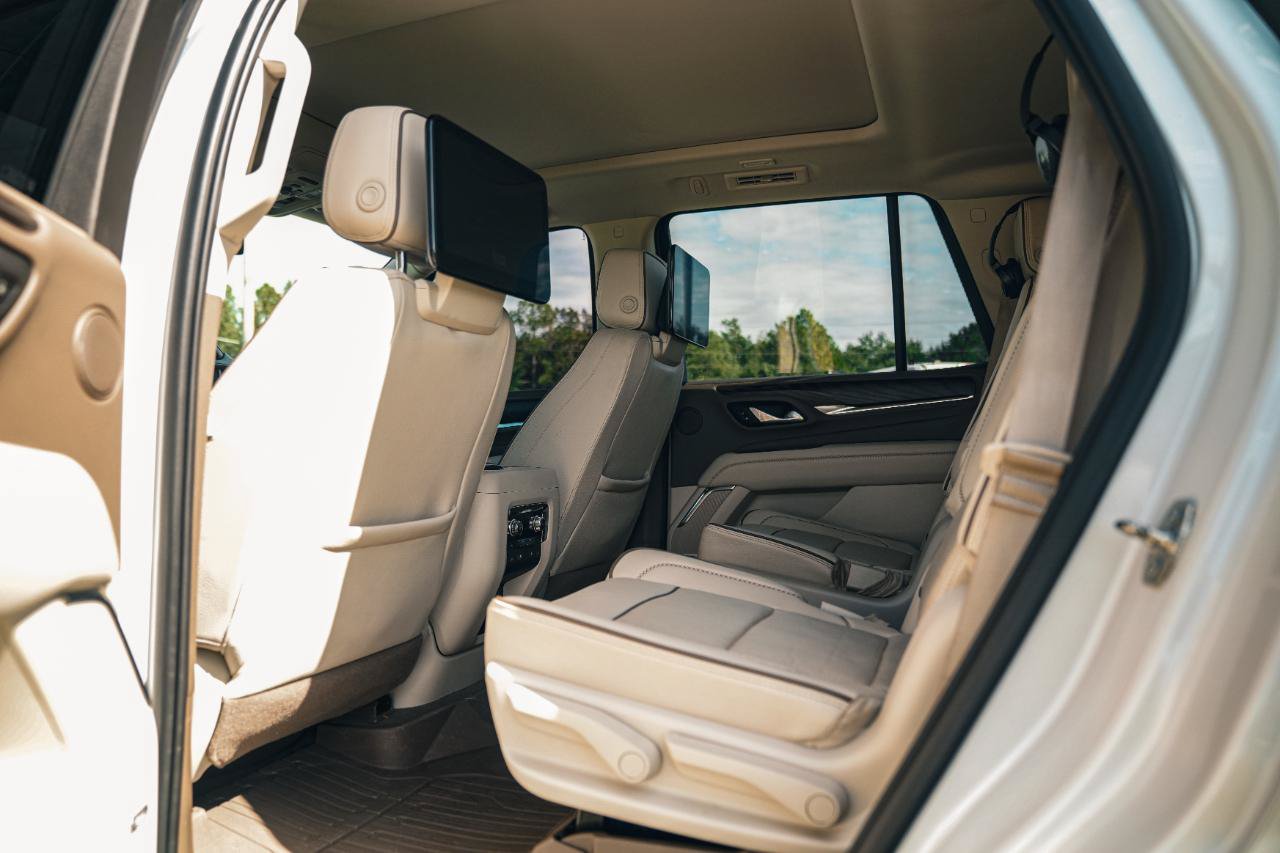 Used 2023 GMC Yukon Denali AWD/4WD image 31
