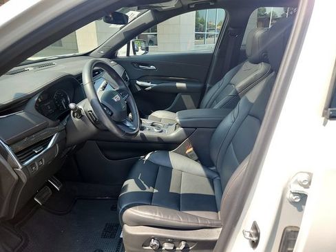 Certified 2023 Cadillac XT4 Sport AWD/4WD image 13