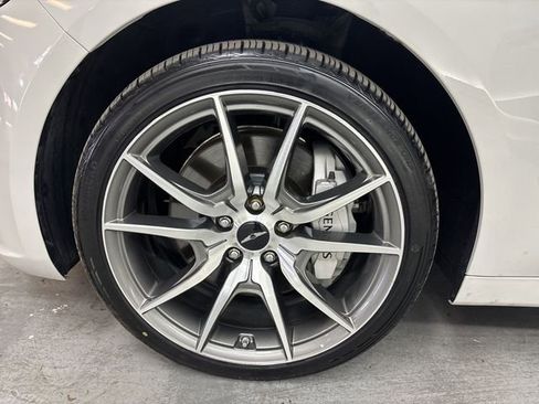 Used 2024 Genesis G70 2.5T image 2