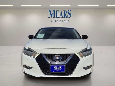 Used 2016 Nissan Maxima Platinum w/ Interior Lighting Package image 8