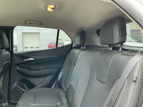Certified 2023 Buick Encore GX Preferred w/ Cold Weather Comfort Package AWD/4WD image 8